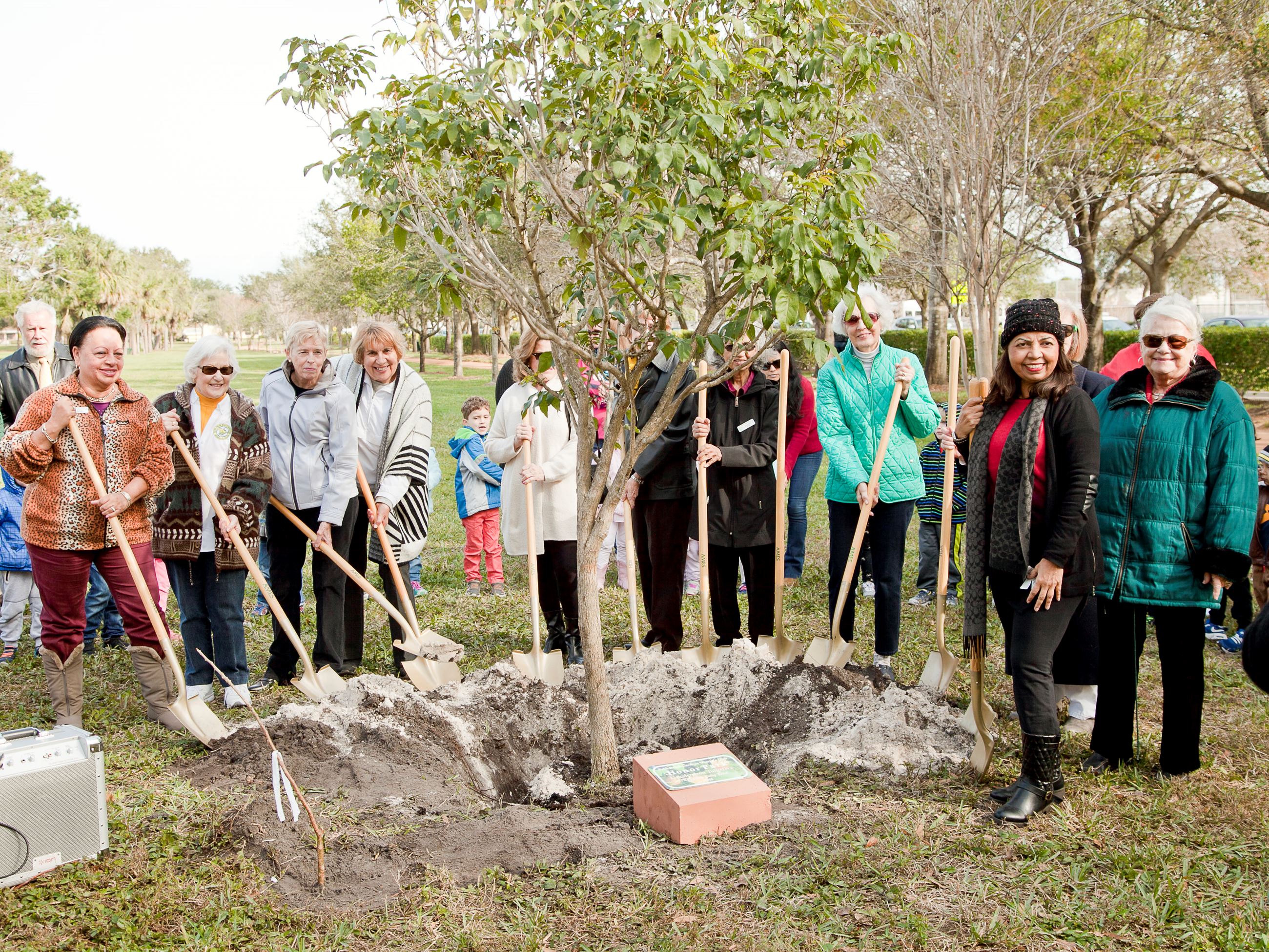 Arbor Day 2018 PBG Woman's Club